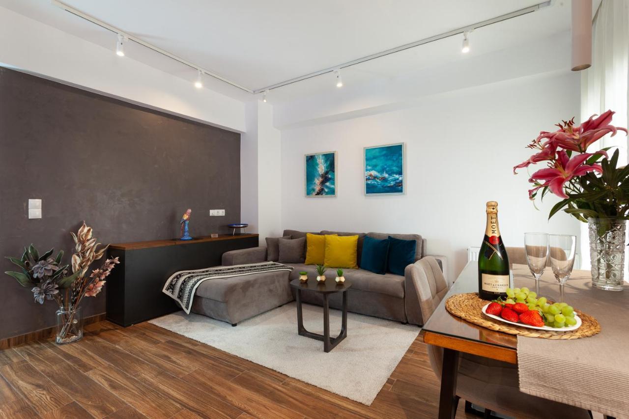 Seaside Apartment By Flisvos Marina เอเธนส์ ภายนอก รูปภาพ